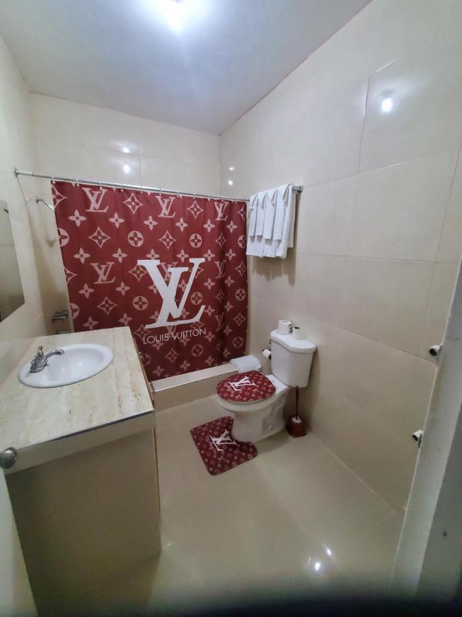Comfy Guest Rooms ปอร์ตอันโตนิโอ ภายนอก รูปภาพ